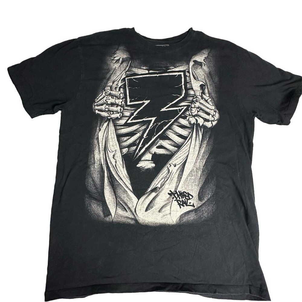 Third Rail T Shirt XL Black Skull Graphic Print Goth Biker Style Distressed